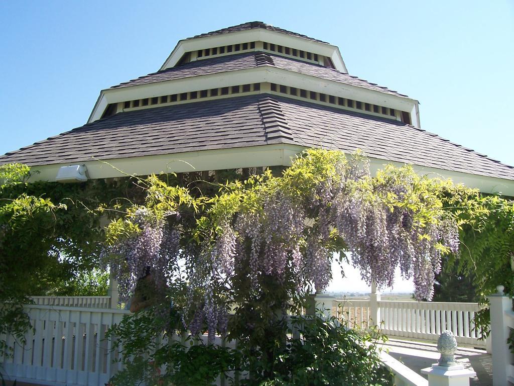 Wild Rose Manor Bed & Breakfast Bed & Breakfast Caldwell Exterior photo